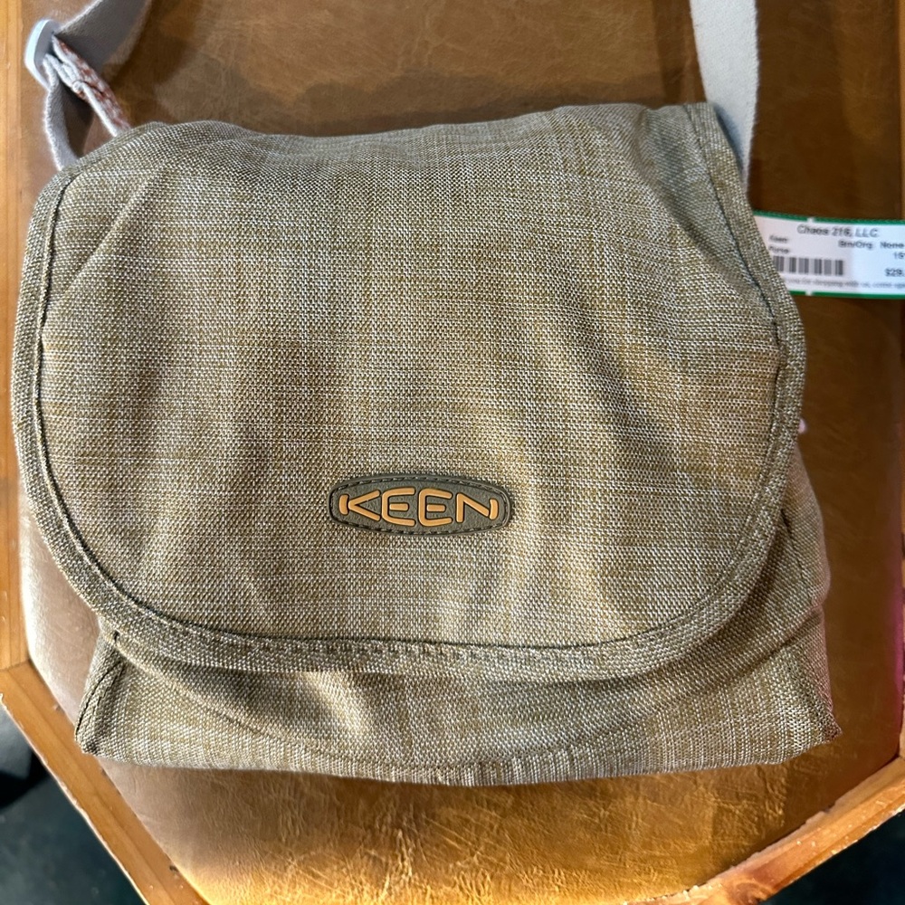 Keen Purse